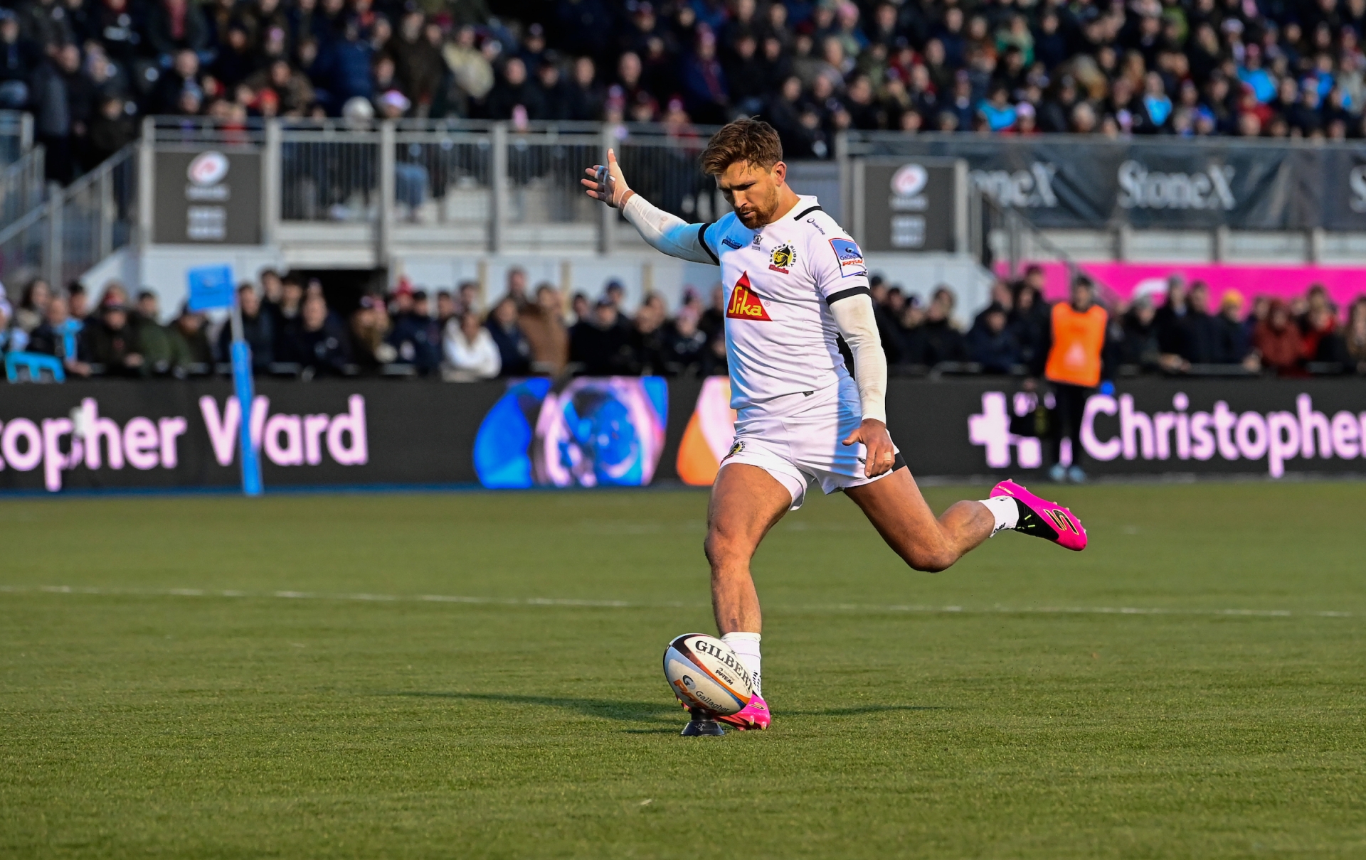 Faultless Henry Slade kicks for Exeter Chiefs. Pic from PPAUK
