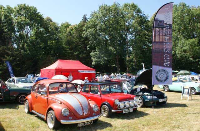 Torbay Old Wheels Club at Powderham