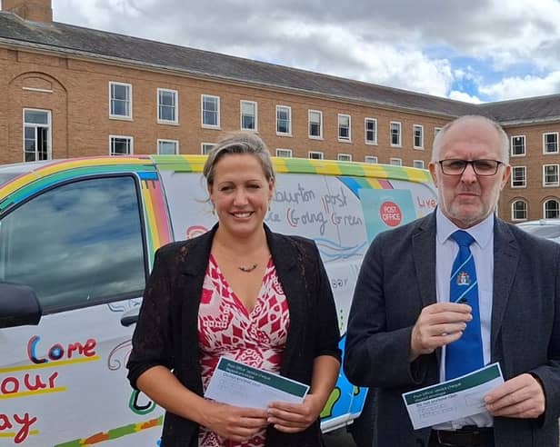 Cllrs Cottle-Hunkin and Rogers welcome reintroduction of cheque deposits at Post Offices