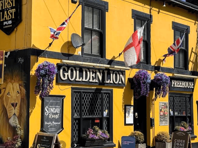 Golden Lion, Brixham