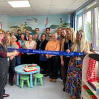 Torbay Hospital unveils wildlife mural to help calm young patients