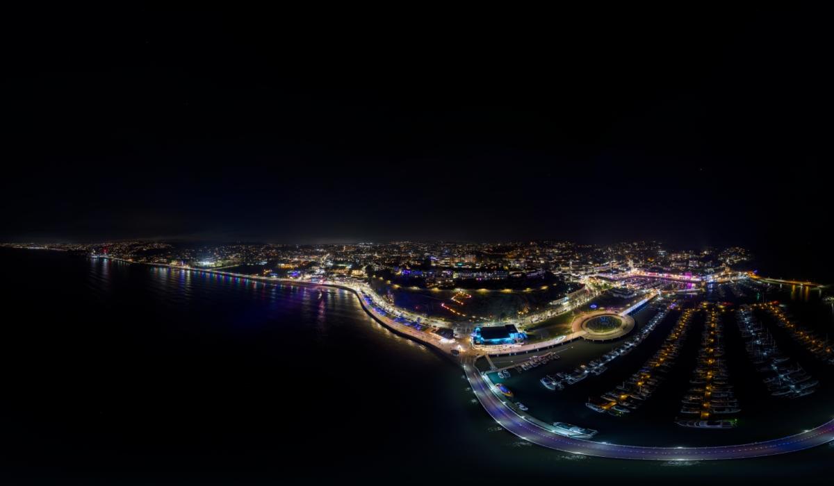 A naturally inspiring trail of light proves boost Photo 1 of