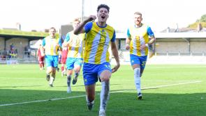 Brett winning over the Yellow Army