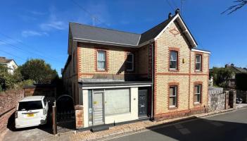 Stunning Paignton family home is spot-on for town centre and schools