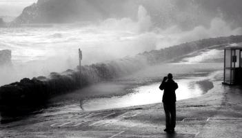 Devon braces for 70mph winds
