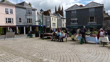 (Photo credit: Chris Gunns/Wikimedia Commons)