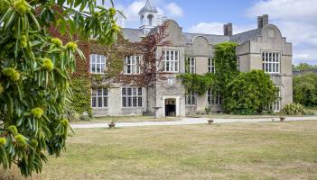Old Forde House  Pic courtesy  Poppy Jakes and Vickery Holman