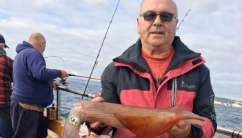 Steve Butler with a 4lbs 7oz Squid