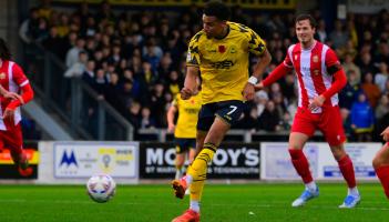 Louis Dennis shoots for Torquay United. Pic from PPAUK