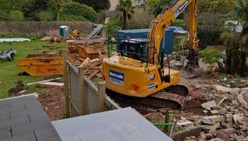 Work at Singleton Gardens in Torquay (Image courtesy David Redman)