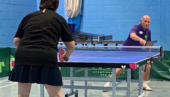 Jackie Whitehorn (NA Kestrels) v Ivor Copley (NA Harriers)