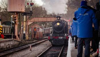 All Aboard! The Polar Express returns to South Devon Railway for 2026