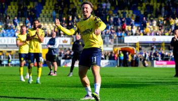 Dylan Morgan soaks up the applause. Pic from PPAUK