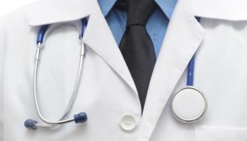 Peter Moore: Foreign doctors struck off overseas allowed to work in UK, investigation finds