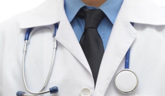 Peter Moore: Foreign doctors struck off overseas allowed to work in UK, investigation finds