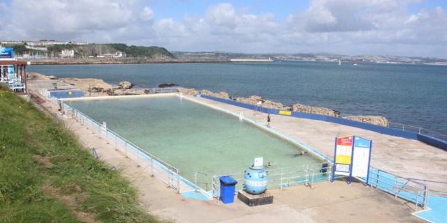 Future of Shoalstone Pool caf&eacute; up for grabs