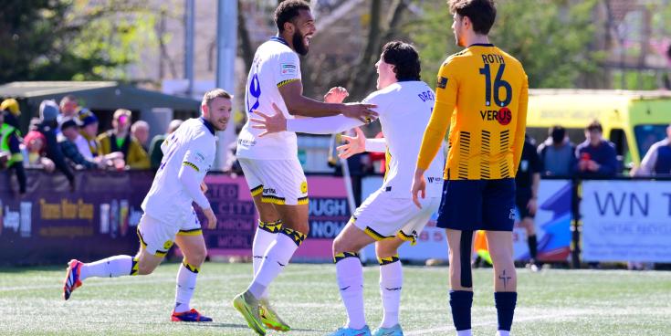 Delight for Deon Moore. Pic from PPAUK