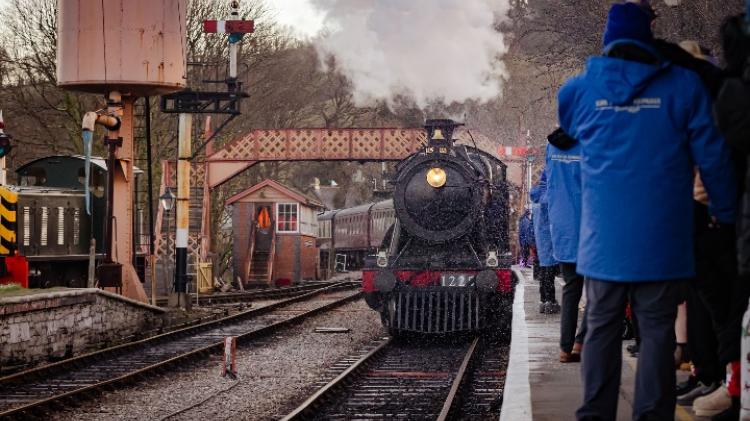 All Aboard! The Polar Express returns to South Devon Railway for 2026