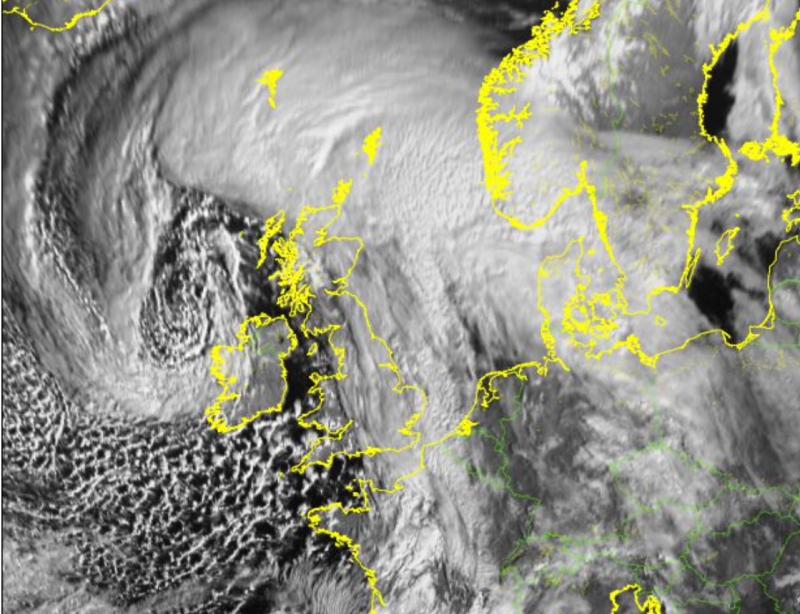 Orange weather warning now active in Louth as Storm Jorge hits