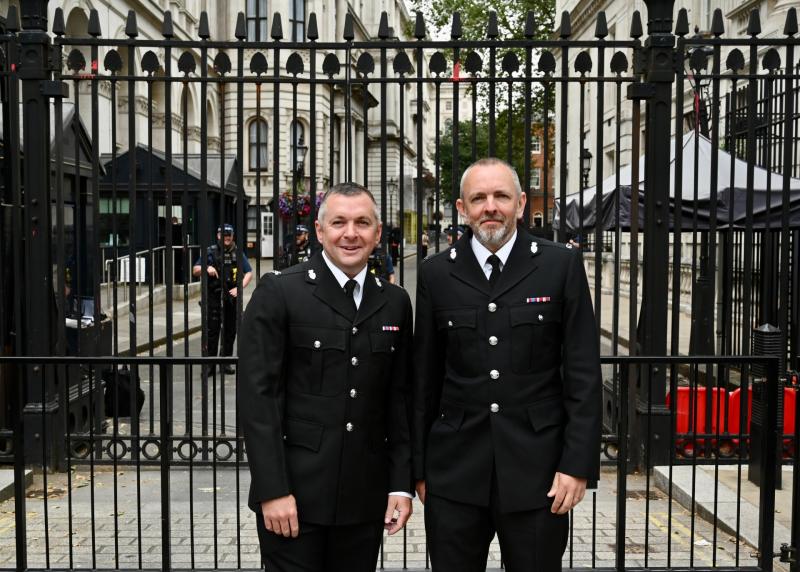 Pcs receive bravery awards