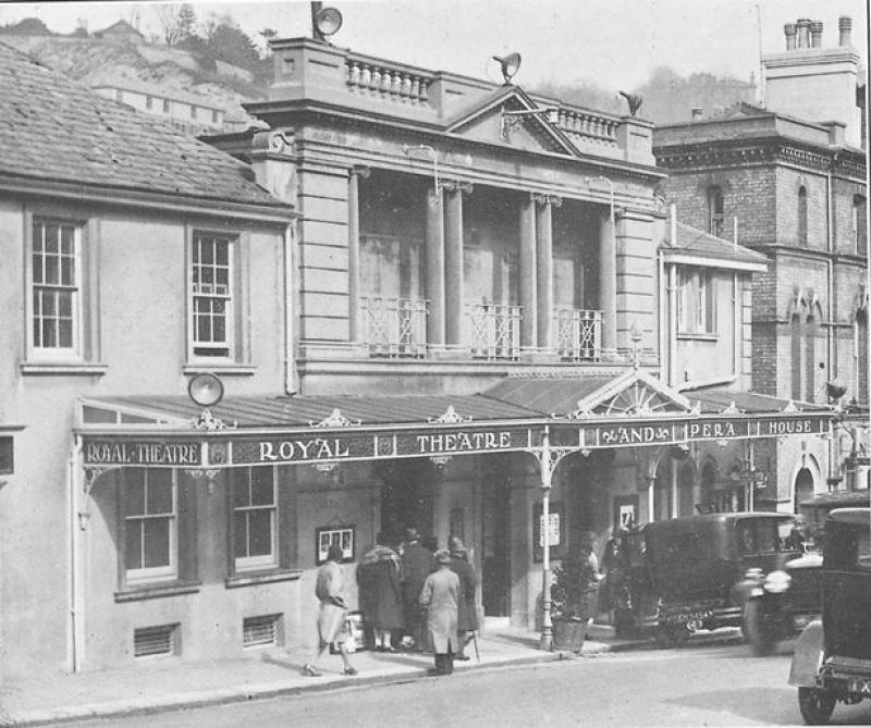 Flashback to the Royal Theatre and Opera House 