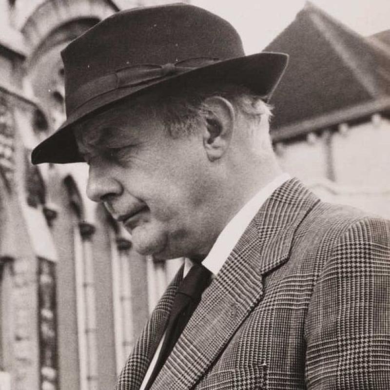  John Betjeman