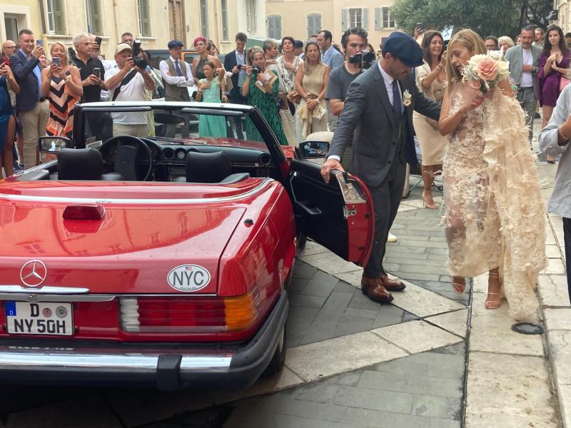 Mercedes at the wedding