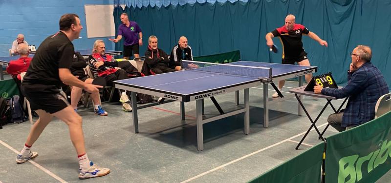 Mike Kiff (NA Condors) v Mark Dulling (NA Ospreys)