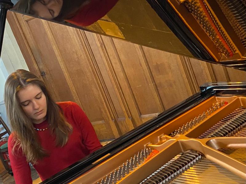 Top Pianist and Falklands Veteran
