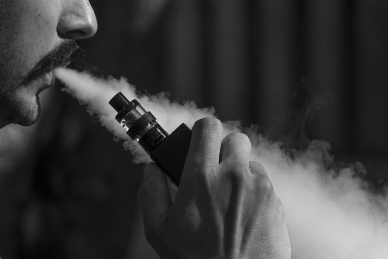 Police warn of dangerous illegal vaping liquid 
