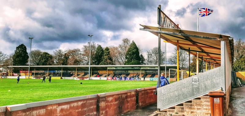 Tiverton Town. Pic from Bartons Travels