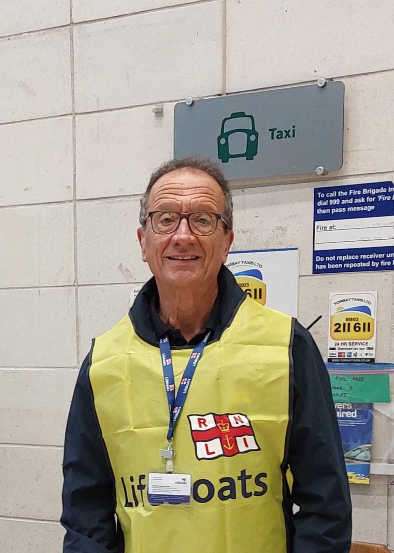 Chorus of approval for Torquay man's fundraiser song for lifeboat heros