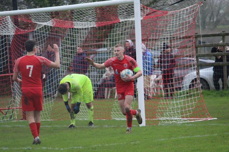 Ilsington Villa heading for the title
