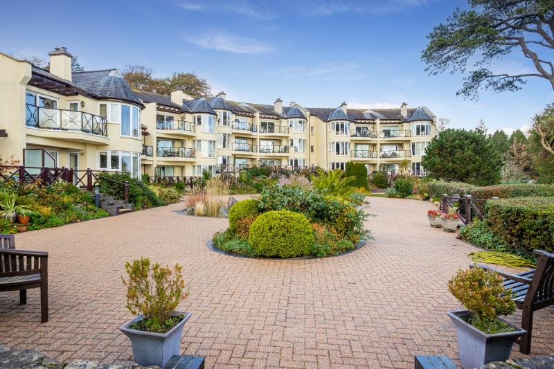 Luxury Torquay apartment boasts heated pool and superb views Torbay Today