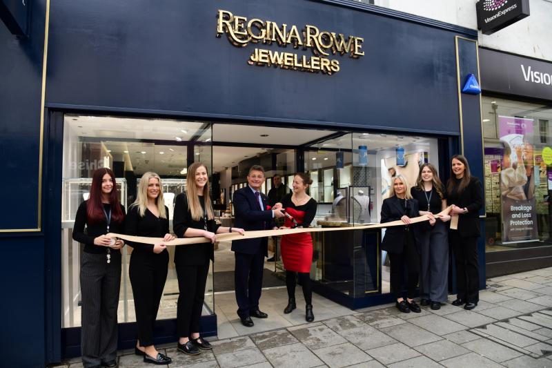 Major asset for Torquay high street as new jewellery shop opens