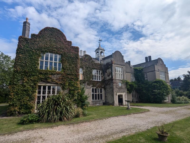 The Storyteller: An unexpected journey with psychic medium Debbie Davies at haunted Old Forde House