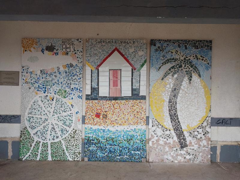 Torquay school children create stunning mural in town centre
