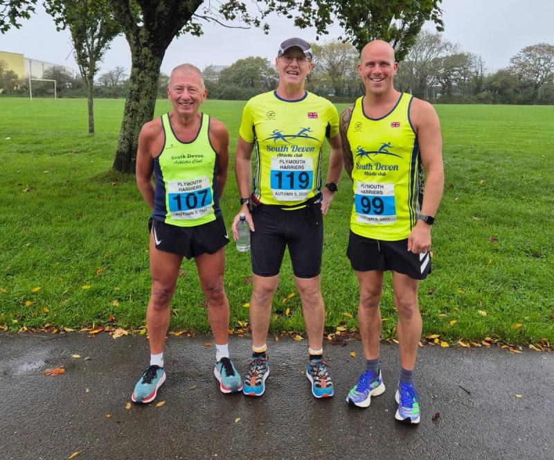 Roger Webb, Vince Langdon and Ray Tedstone at the Plymouth Harriers Autumn Five