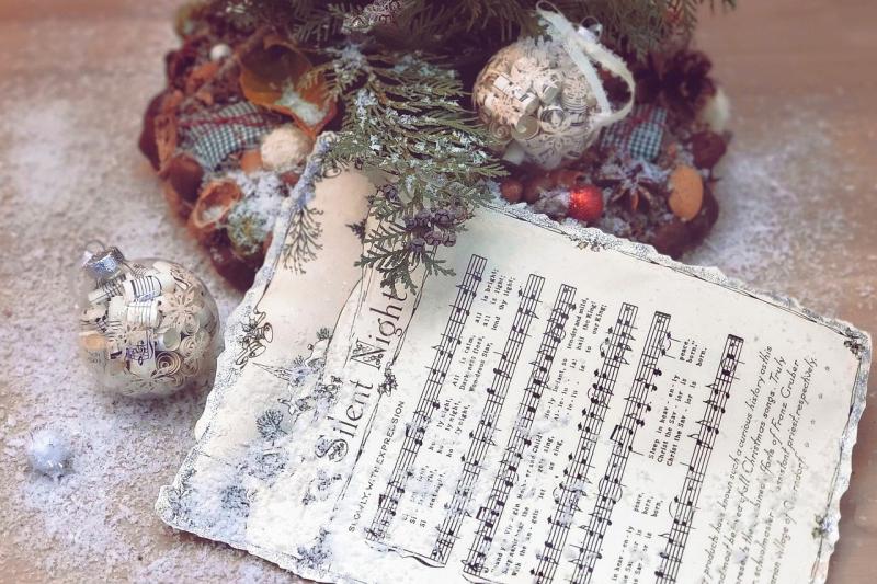 Torbay Hospital: Music to spread comfort and cheer