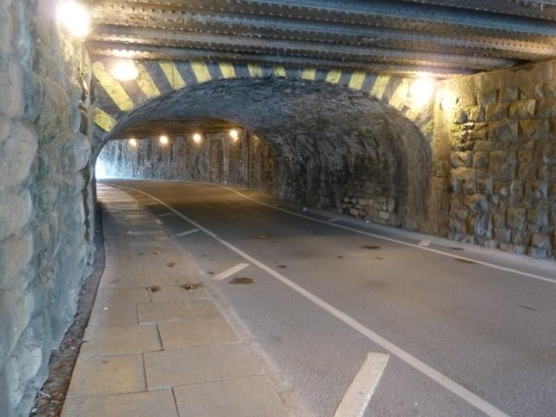 Major South Devon road closes suddenly