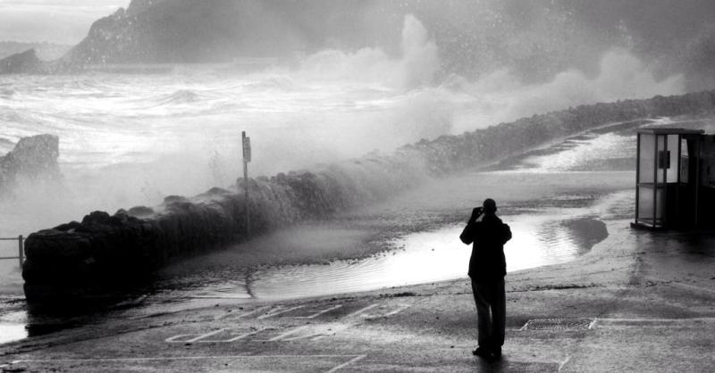 Devon braces for 70mph winds