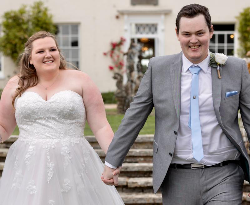 Widow of young cancer victim praises hospice care