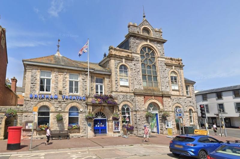 Backlash over Brixham theatre sign plan