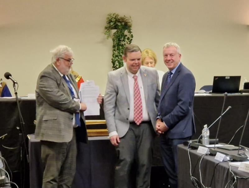 Feuding Torbay councillors bury the hatchet