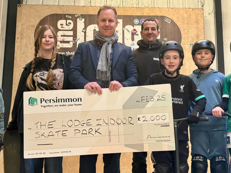 Cheque donation for Lodge Skate Park