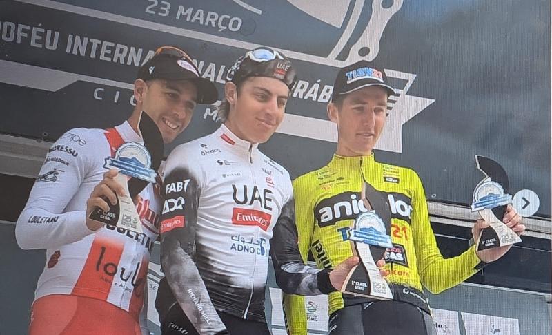 Harrison Wood (right) poses for pictures after finishing third in Portugal’s Trofeo Internacional da Arrabida(pic Team Anicolor-Tien21)