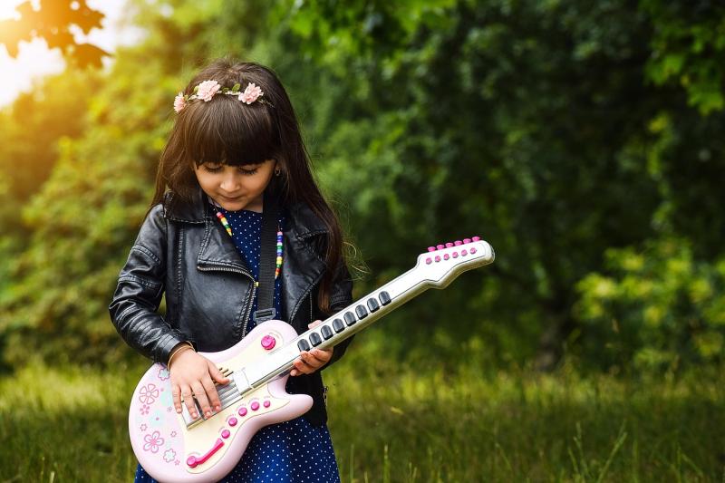 Hospital Radio: The best music to get you in the mood for Spring