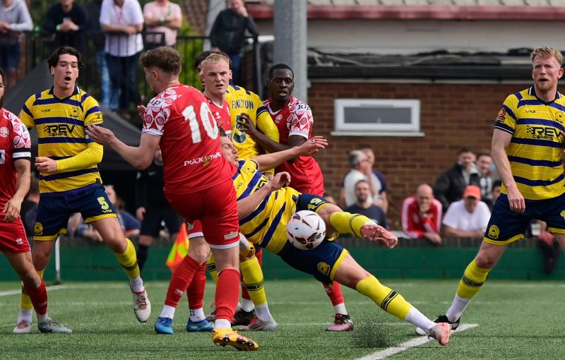 Torquay win at Hemel Hempstead. Pic from PPAUK