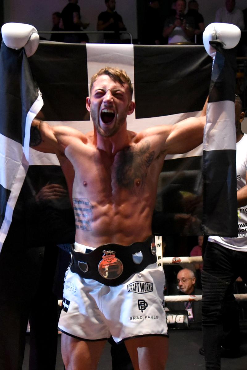 BRAD PAULS Pic Philip Sharkey 