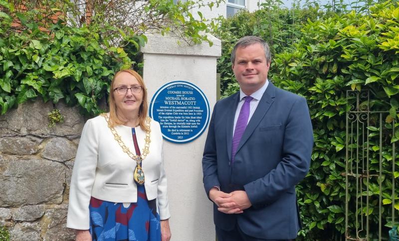 Torquay hero of Everest climb honoured with plaque